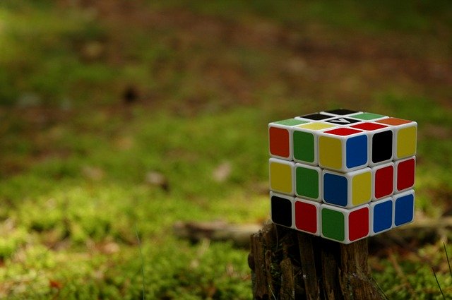 Rubikova kocka.jpg