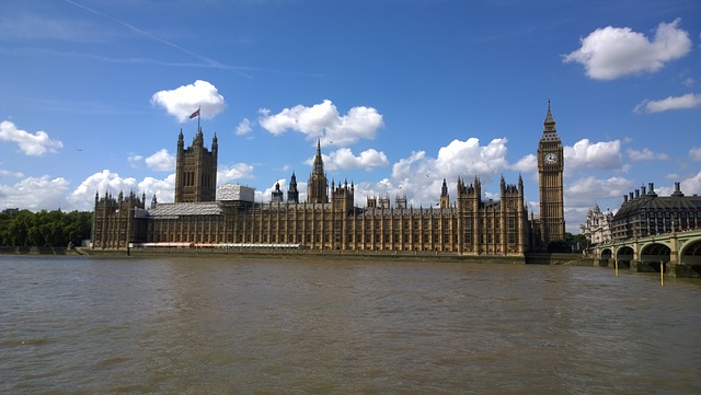 Parlament Veľkej Británie.jpg